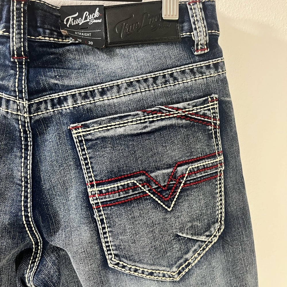 True Luck Men`s Jeans Straight Medium Wash S 30x30 NWT $60 Embroidered - Picture 6 of 8